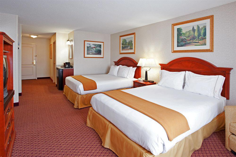 West Middlesex Holiday Inn Express & Suites - Sharon-Hermitage By Ihg חדר תמונה