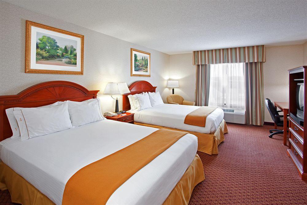 West Middlesex Holiday Inn Express & Suites - Sharon-Hermitage, An Ihg Hotel מראה חיצוני תמונה