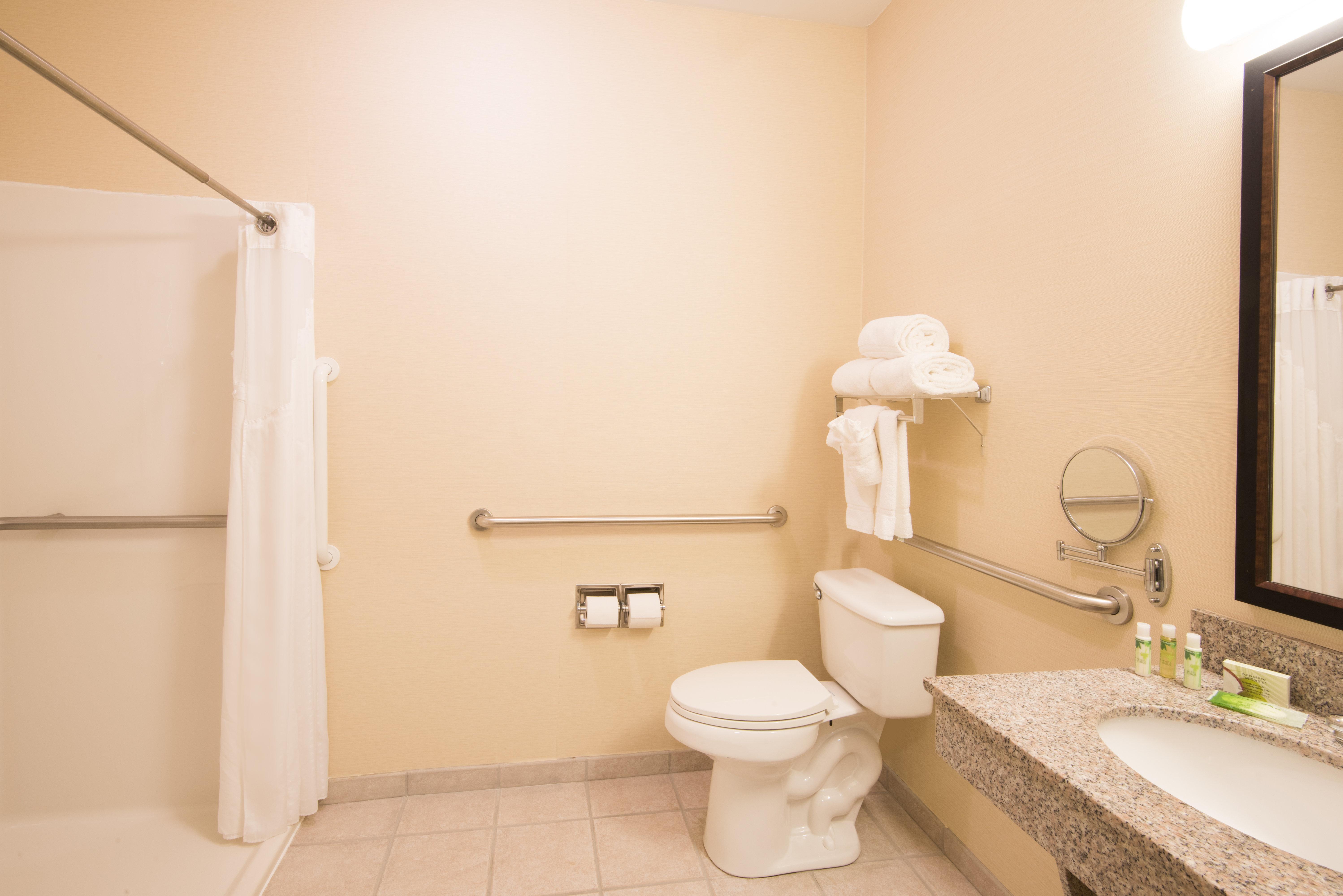West Middlesex Holiday Inn Express & Suites - Sharon-Hermitage By Ihg מראה חיצוני תמונה